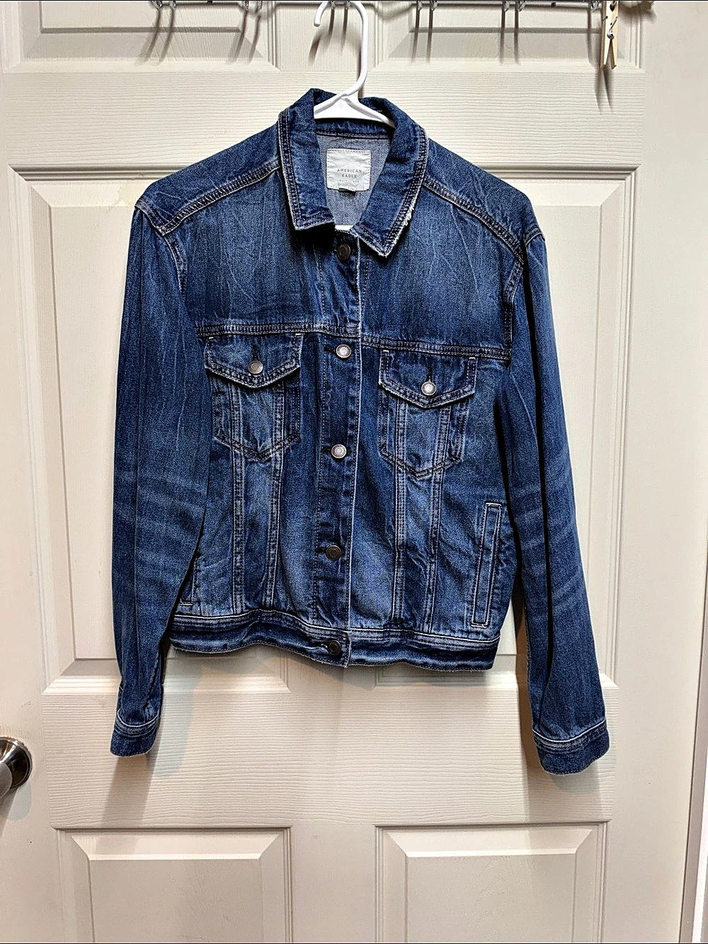 American Eagle Outfitters Classic Denim Jacket Blue Medium